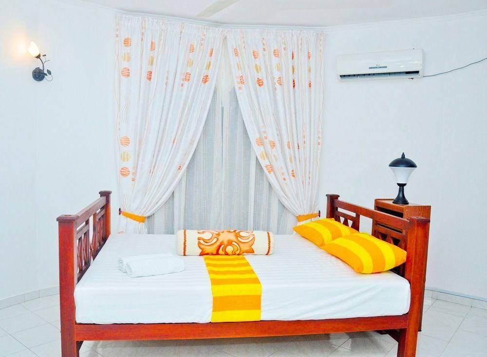 Latheena Resort Велигама Экстерьер фото