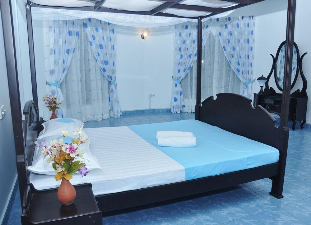 Latheena Resort Велигама Экстерьер фото